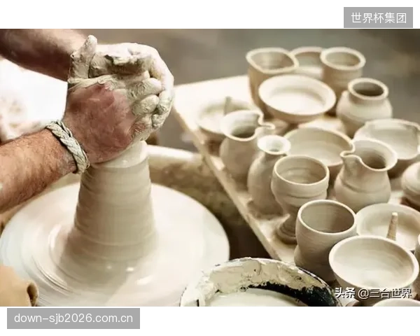 利用“陶瓷”、“高硬度”等模糊概念进行市场教育，却闭口不谈烧结工艺和维氏硬度标准，部分品牌正在误导消费者